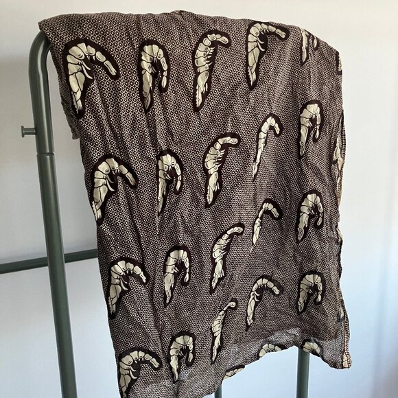 lightweight prawn scarf - Picture 6 of 6